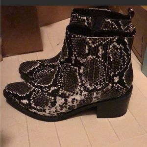 Aqua College Women's Black Leather Python Print Karlie Waterproof Booties